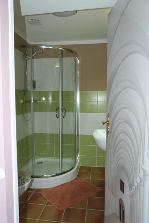Gast-Und Weinhaus Zwiebelturm Kerken Room photo
